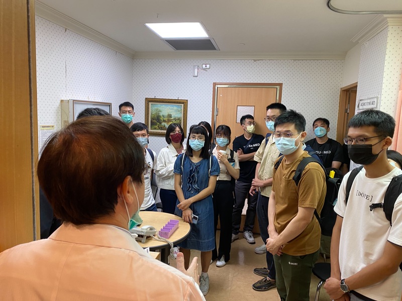 後醫系學生赴教學合作醫院「高雄榮民總醫院」參訪圖片