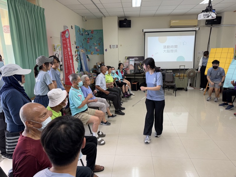 後醫系113學年服務學習-滿州據點衛教活動圖片