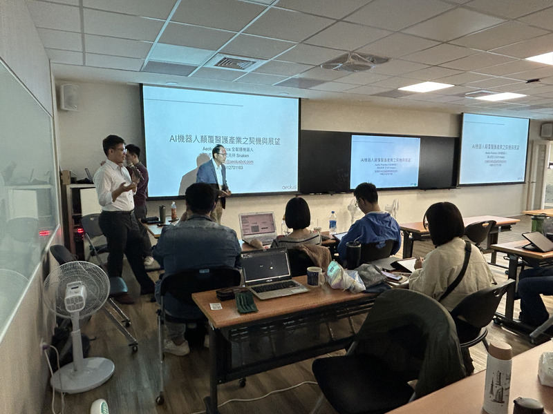 創新科技與健康照護講座–睿智通 王兆祥產品經理《AI機器人顛覆長照產業之契機與展望》圖片