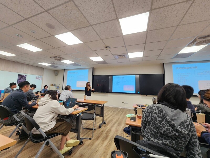 112-1學期性別平等教育講座–吳宣瑩諮商心理師《校園性平事件常見態樣與親密關係的暴力防治》圖片