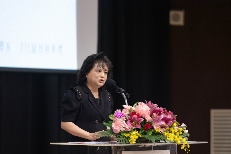 學士後醫學系第一屆授袍典禮圖片